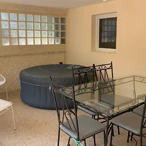 Ravissant Avec Jacuzzi Lançon-Provence