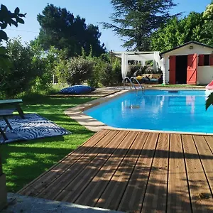 Avec Jardin + Parking Privatifs Et Piscine Partagée Aubagne