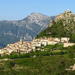 En Pleine Nature, Vue Imprenable, Jacuzzi Contes (Alpes-Maritimes)